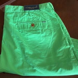 Men’s Ralph Lauren classic fit shorts. Color is green. Size 36, new with tags!